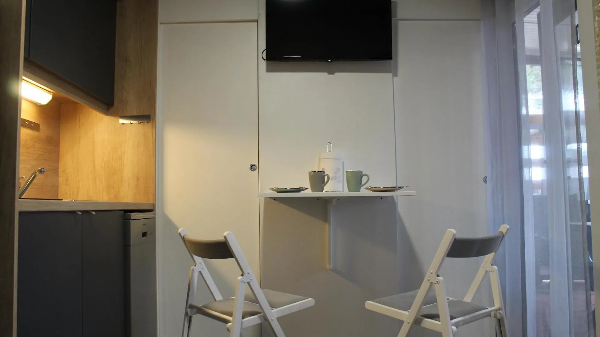 Mobile Home Bonaca بريفلاكا مكان تخييم